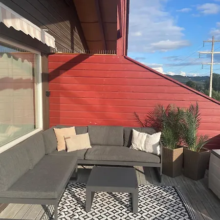 Modern Semi-detached House With Free Parking Appartement Lillehammer