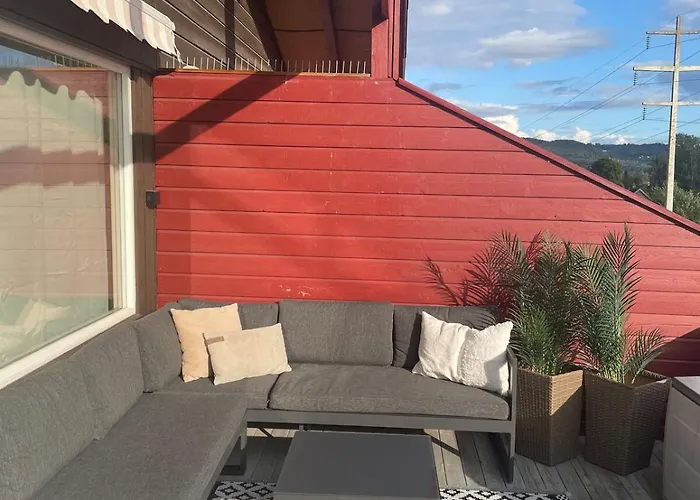 Modern Semi-detached House With Free Parking Apartment Lillehammer