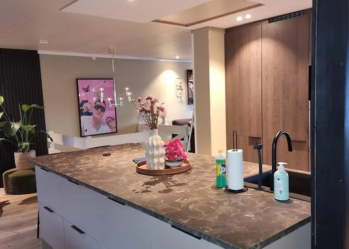 Lejlighed Modern Semi-detached House With Free Parking Lillehammer