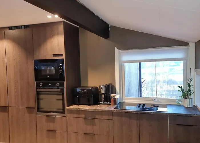 Lejlighed Modern Semi-detached House With Free Parking Lillehammer