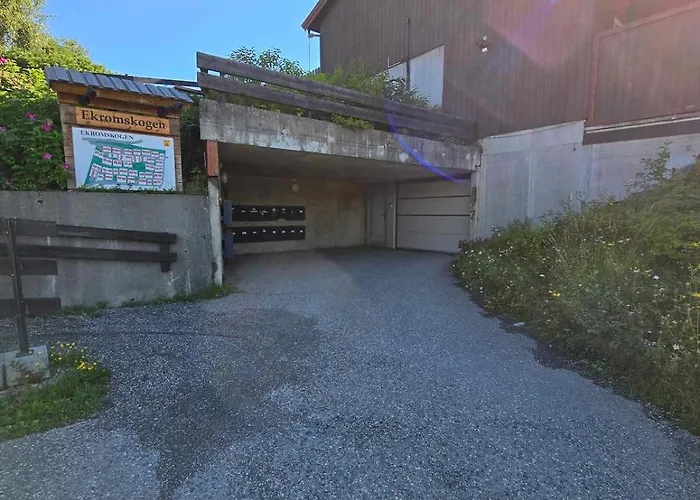 Lejlighed Modern Semi-detached House With Free Parking Lillehammer